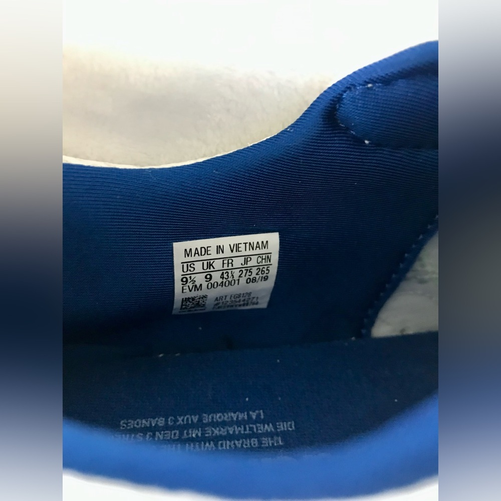 Adidas Originals Ozweego Mens Size 9.5 Cloud With Royal Blue Medium NWT - Picture 7 of 7